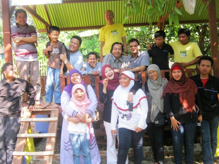 Reportase : Kumpul Bersama di Saung Belajar & Taman Bacaan Excellent