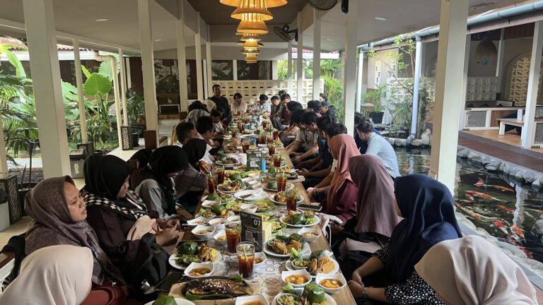 Acara Menjelang Akhir Tahun